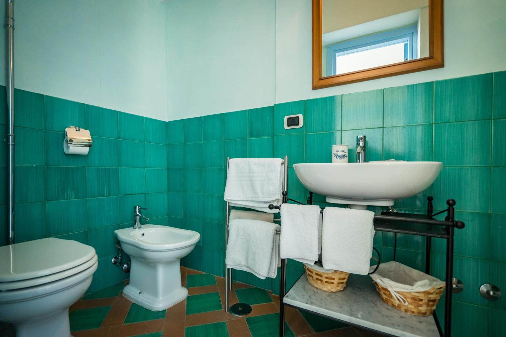 Borgo Dei Saraceni - Domus Indomita Bed & Breakfast Agropoli Exterior photo
